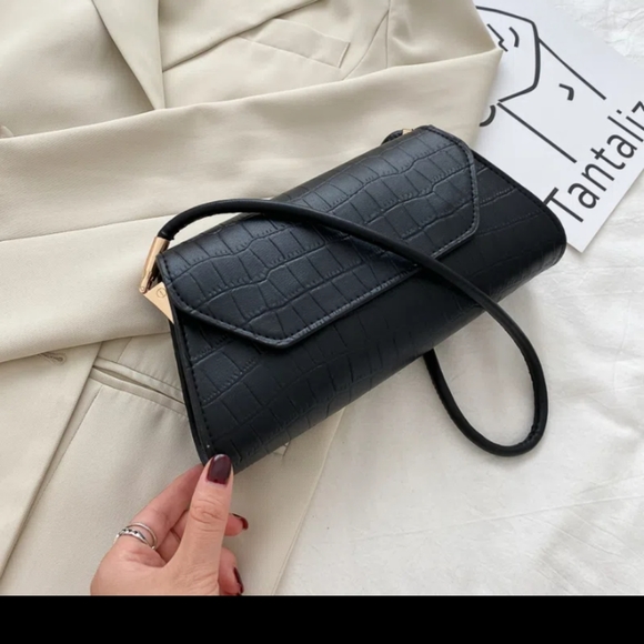 Fashion crocodile embossed PU simple solid color shoulder bag - Picture 6 of 10